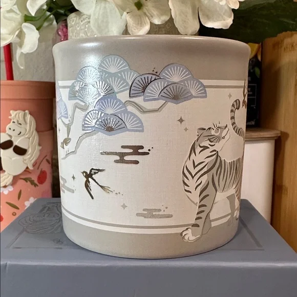 Starbucks Korea Hojakdo Ceramic Mug, Limited Edition - Picture 3 of 7